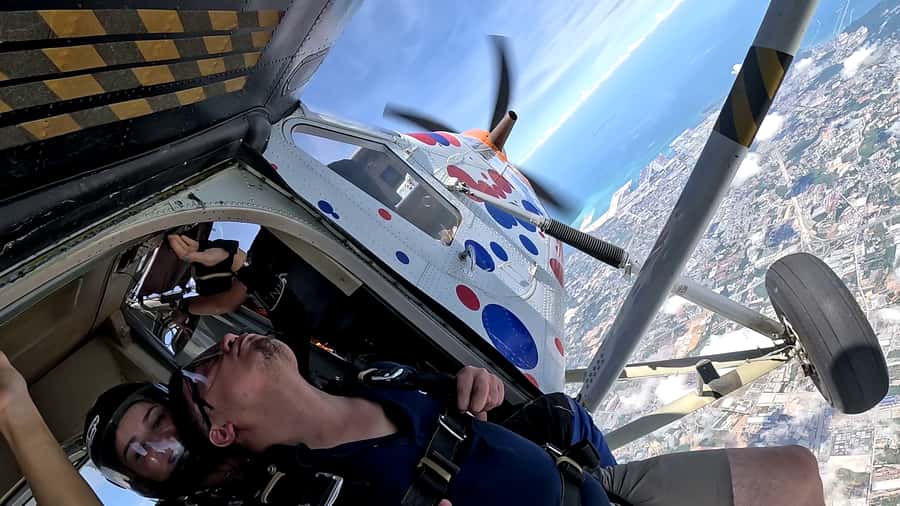 Thailand: Tandem Skydive Over Bangkok & Pattaya - Safety, waiting time, and the small print