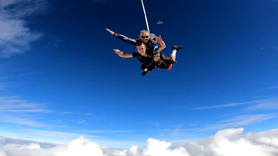 Torquay: Skydive over The Great Ocean Road - opt Melb pickup - Who will enjoy this most
