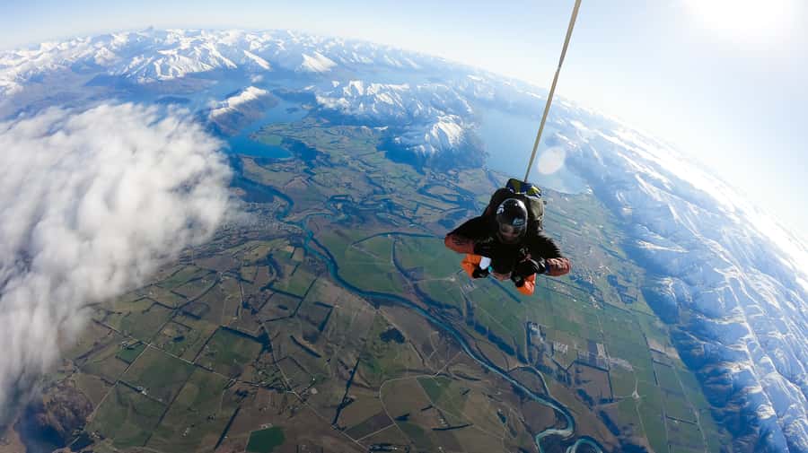 Wanaka: Tandem Skydive Experience - From the Wanaka base to the aircraft